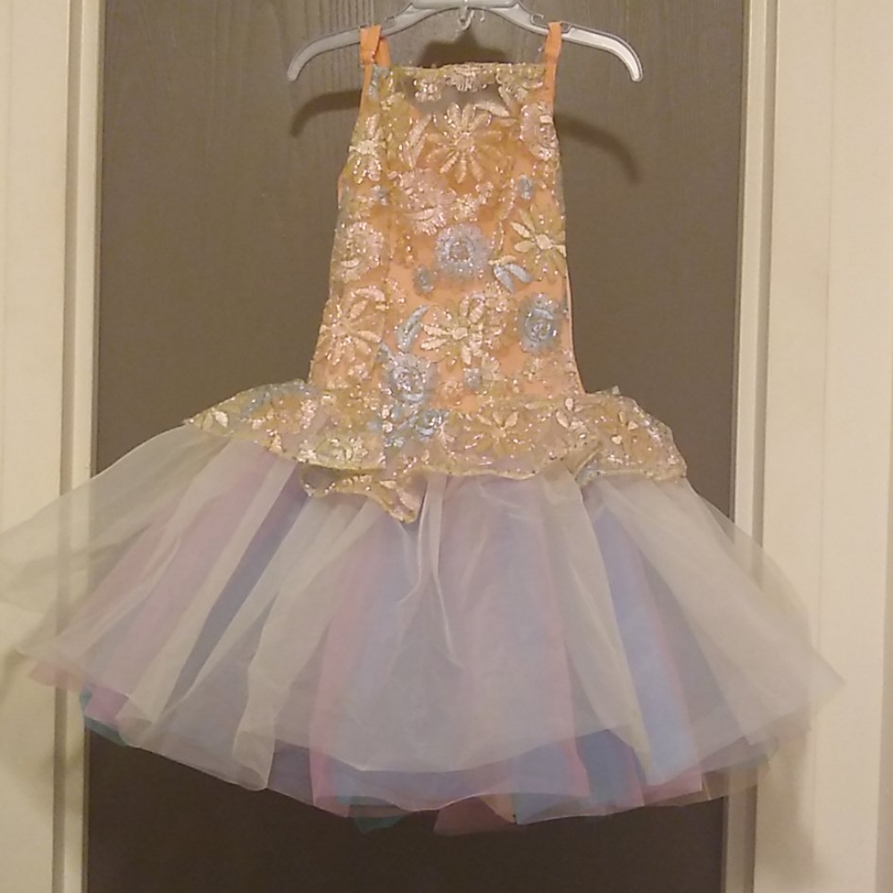 Girl's dance recital leotard